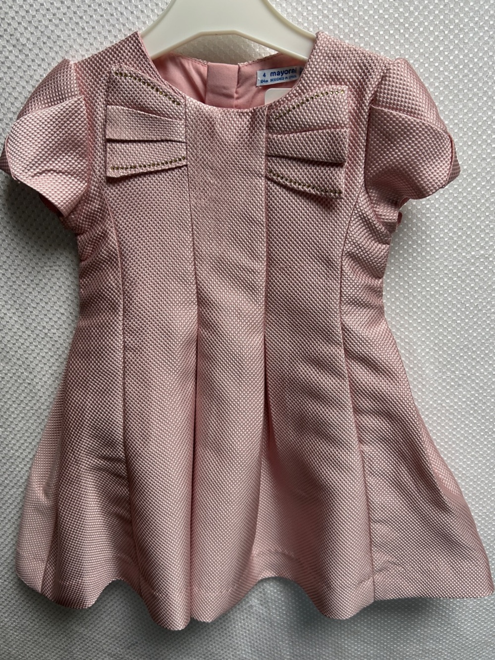 Mayoral Dusty Pink (Nude) Textured Bow-Front Party Dress.Embroidered Size 4. NWT